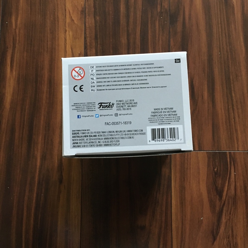 Luau Pumbaa Funko Pop - Picture 3 of 3